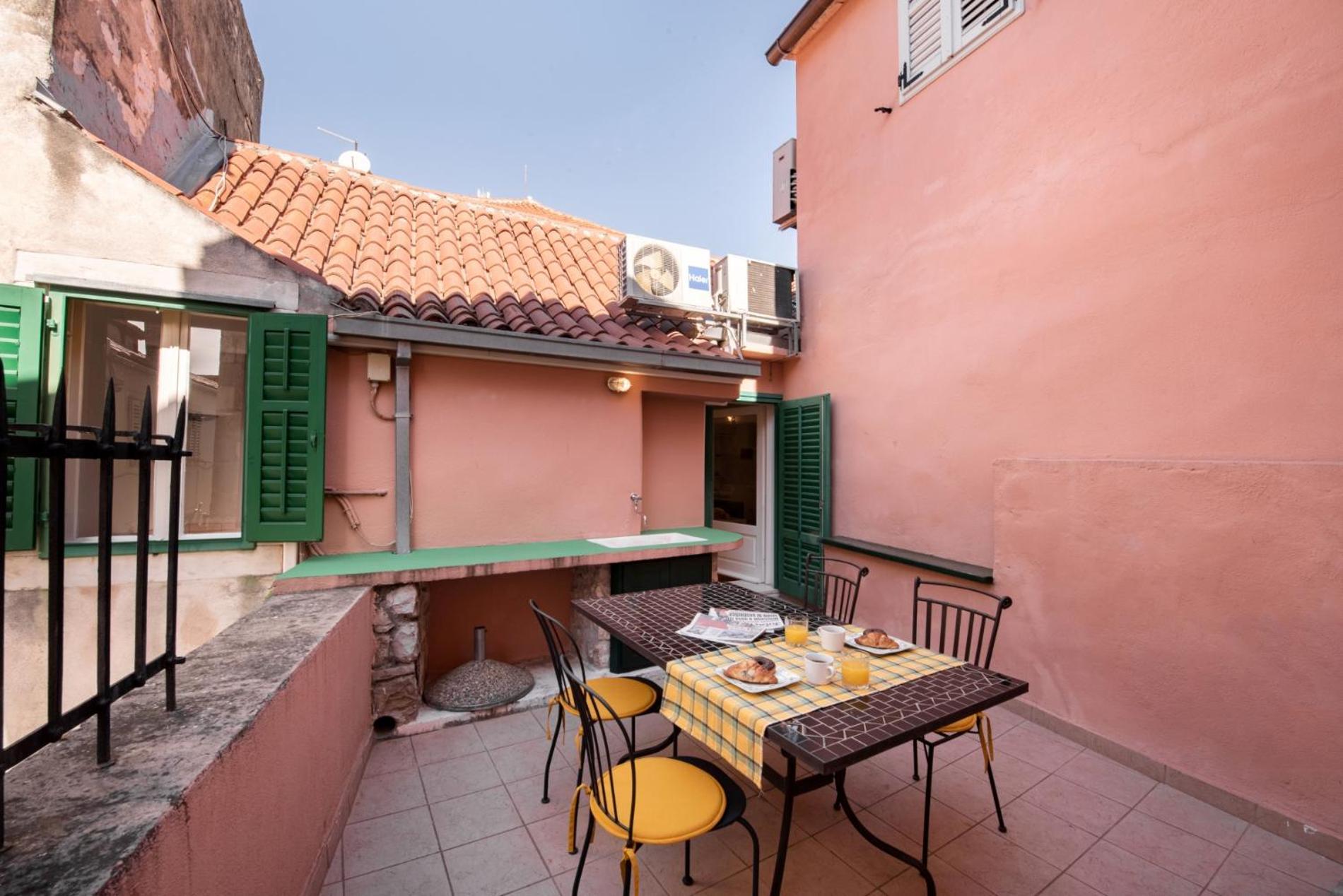 Duplex With Terrace In The City Centar Split Buitenkant foto
